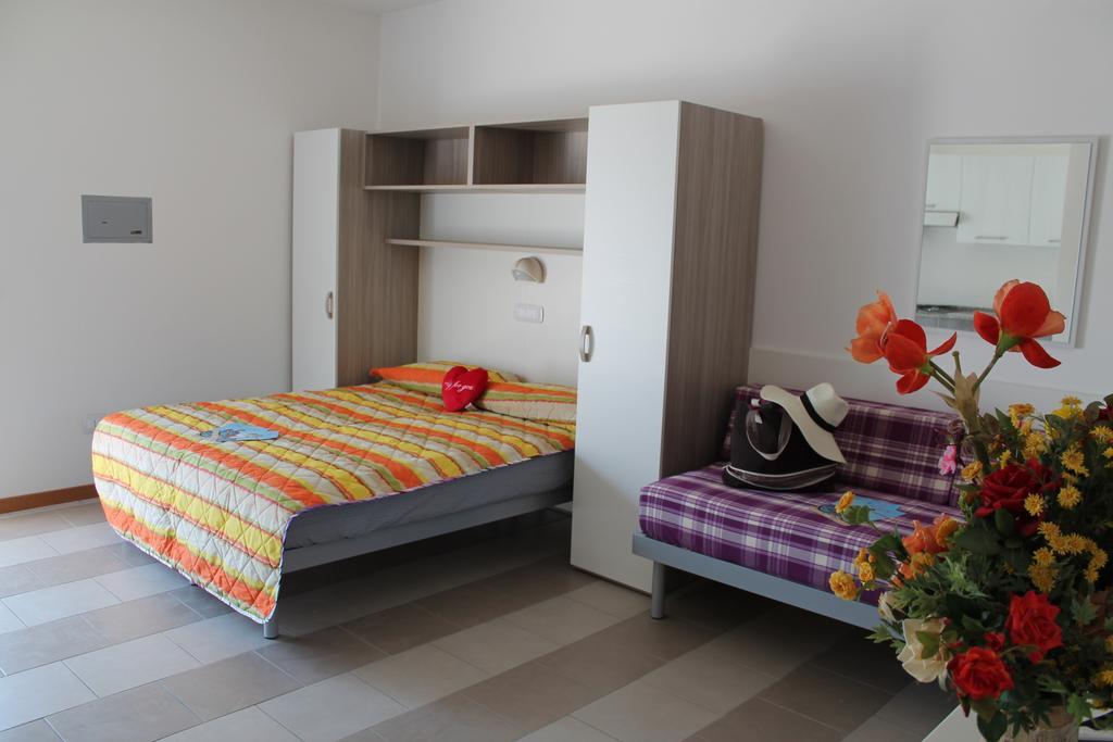 Residence Ca'Tullio Bibione Bagian luar foto